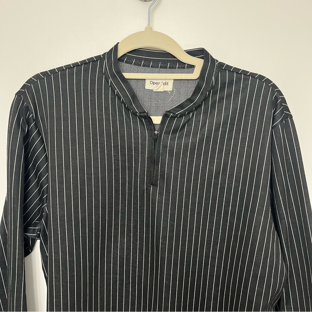 Open Edit Men's Black Pinstripe Casual Shirt